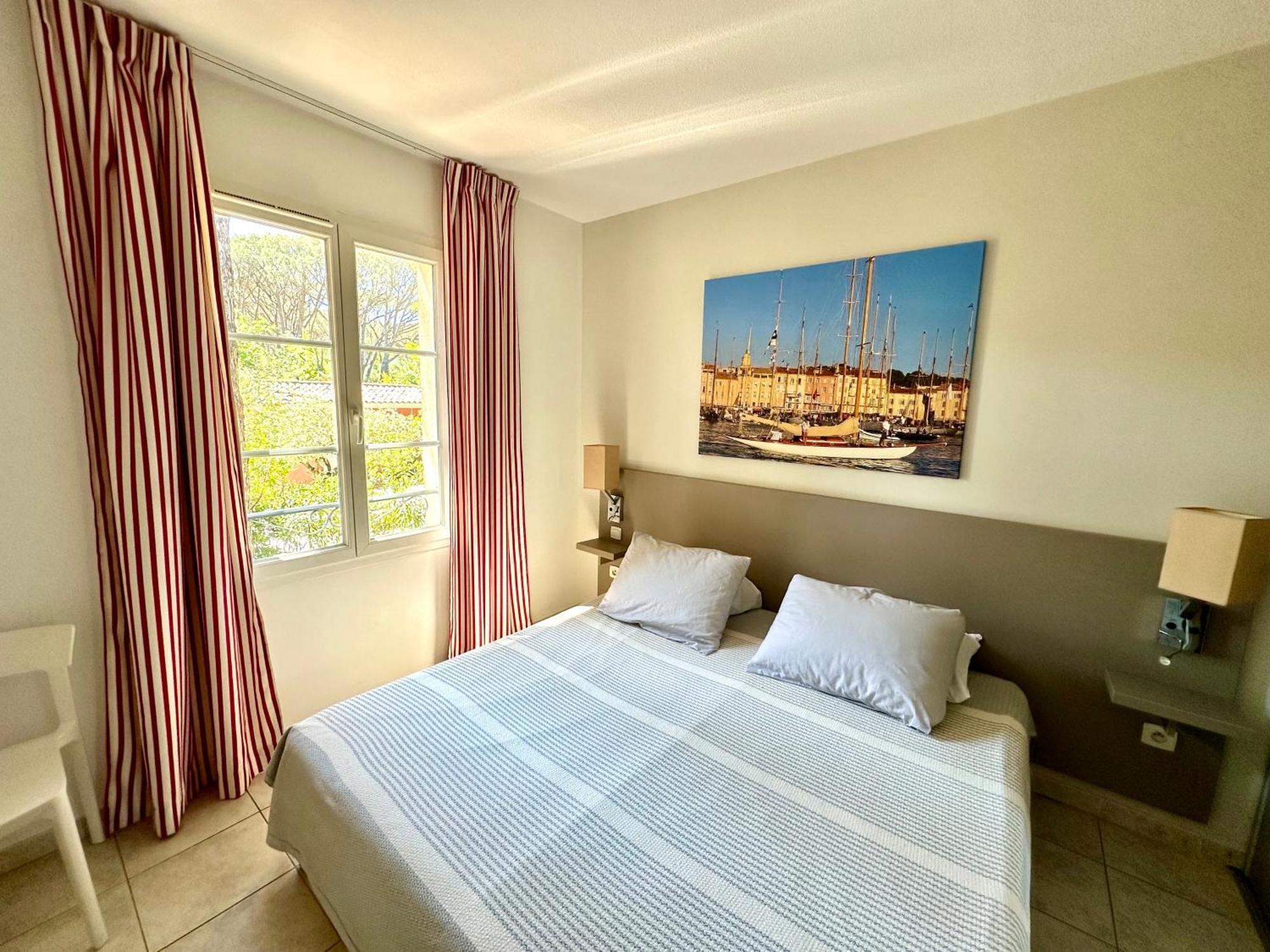 Saint-Tropez En Residence Avec Piscine Exteriér fotografie